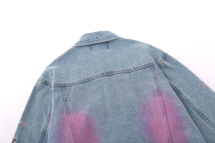 Embroidered loose fitting casual trend denim jacket