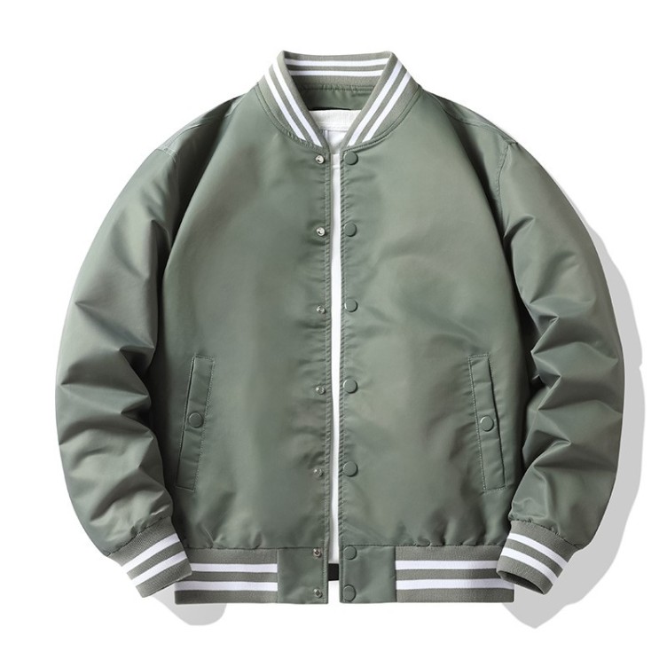 Loose fitting bomber trend jacket