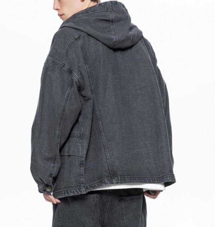 Retro work attire casual fashion trend denim jacket