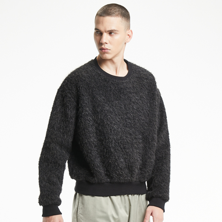 Round neck solid color fleece knit sweatshirts