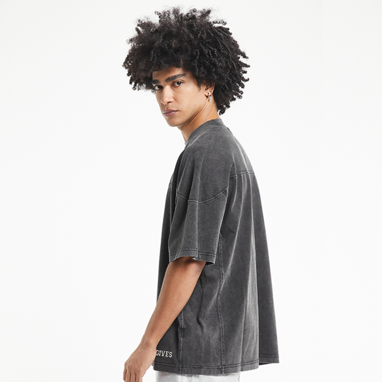 3D letters printed casual round neck T-shirts