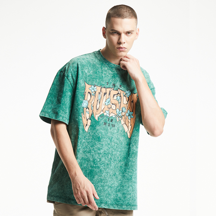Washed to make old vintage oversize T-shirts