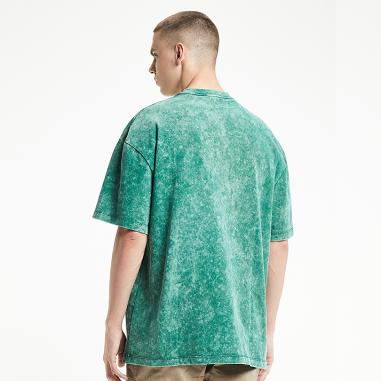 Washed to make old vintage oversize T-shirts