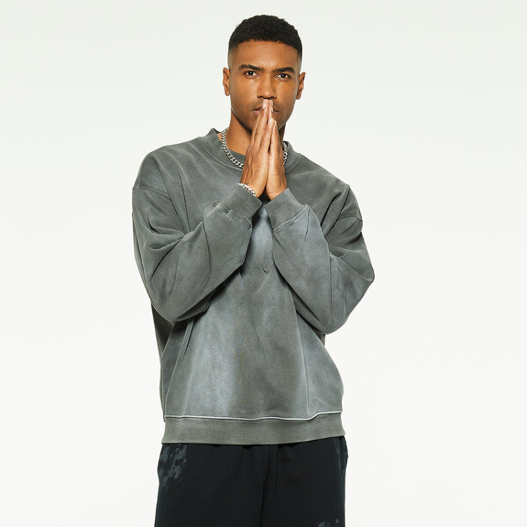 Solid color loose wash to make old sweatshirts