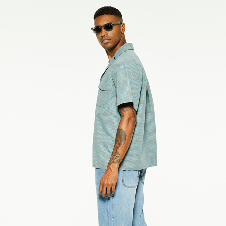 Blue and white striped premium loose short sleeve shirts