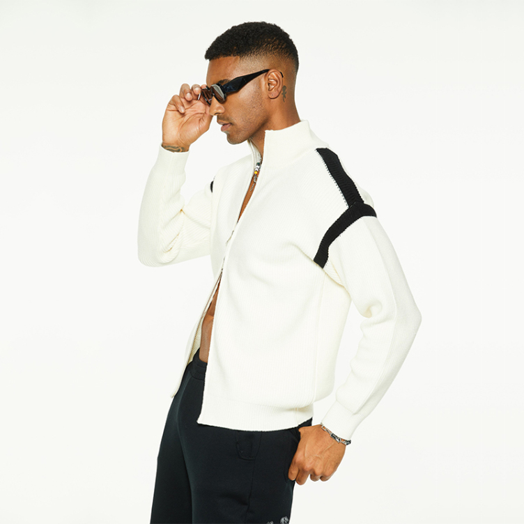 Half turtleneck striped zipper sweater
