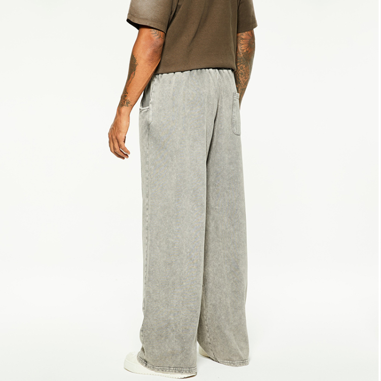 Loose-fitting denim wide-leg pants