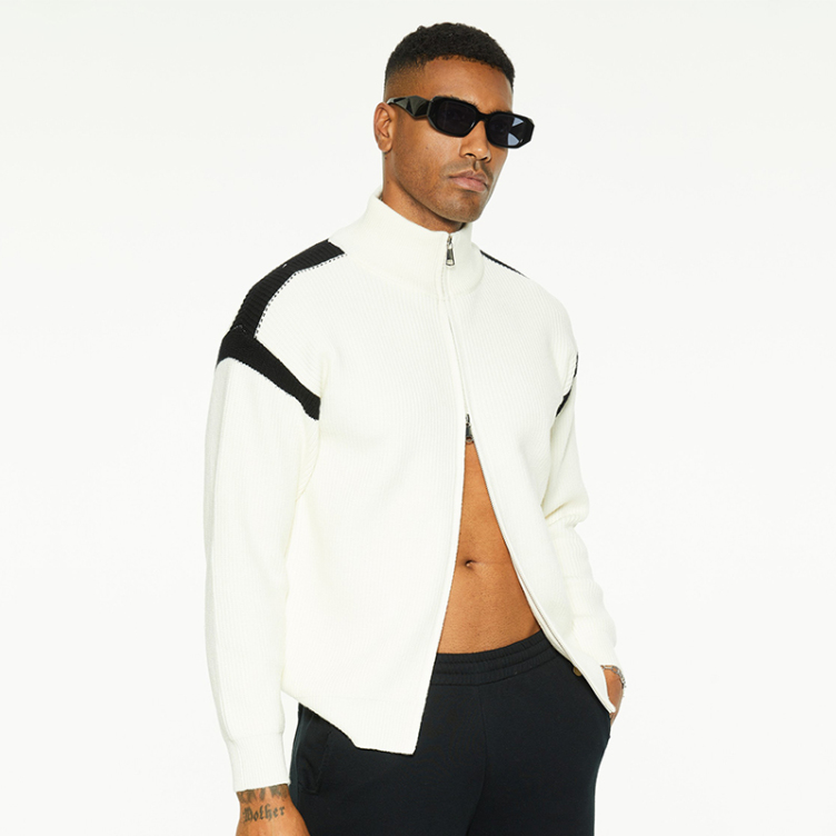 Half turtleneck striped zipper sweater