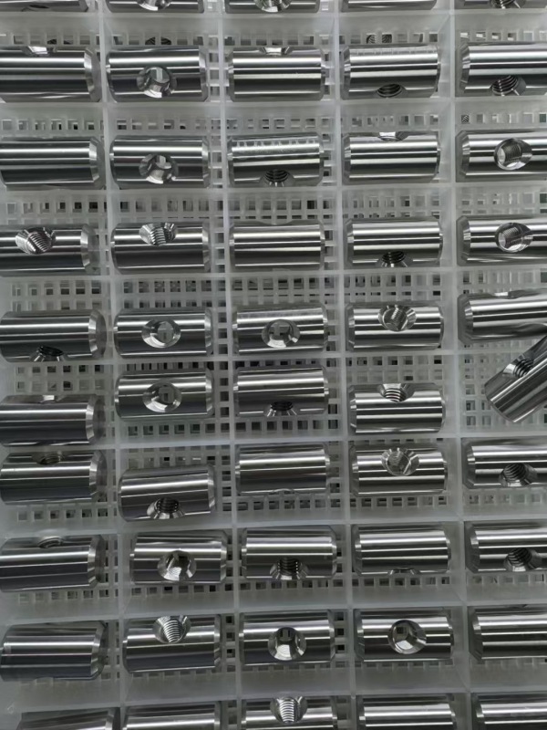 CNC Machining Service CNC Precision Automatic Lathe Spindle movable