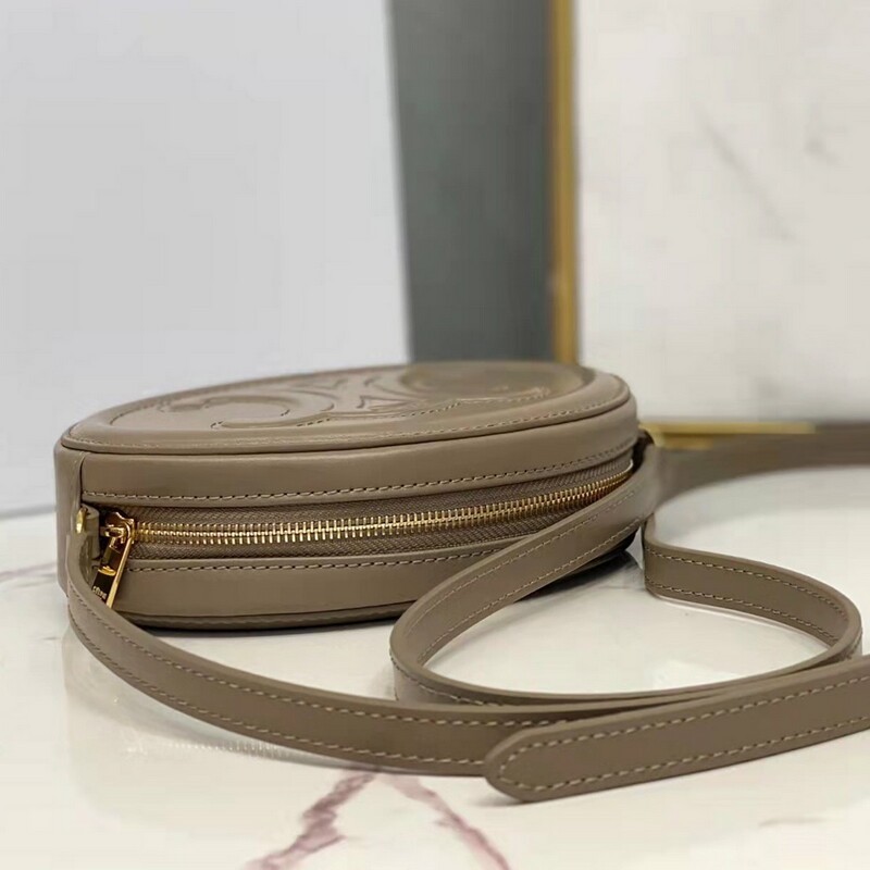 New small round cake super mini cute Fanny pack, girls look superior bag, casual concave shape street photography necessary bag