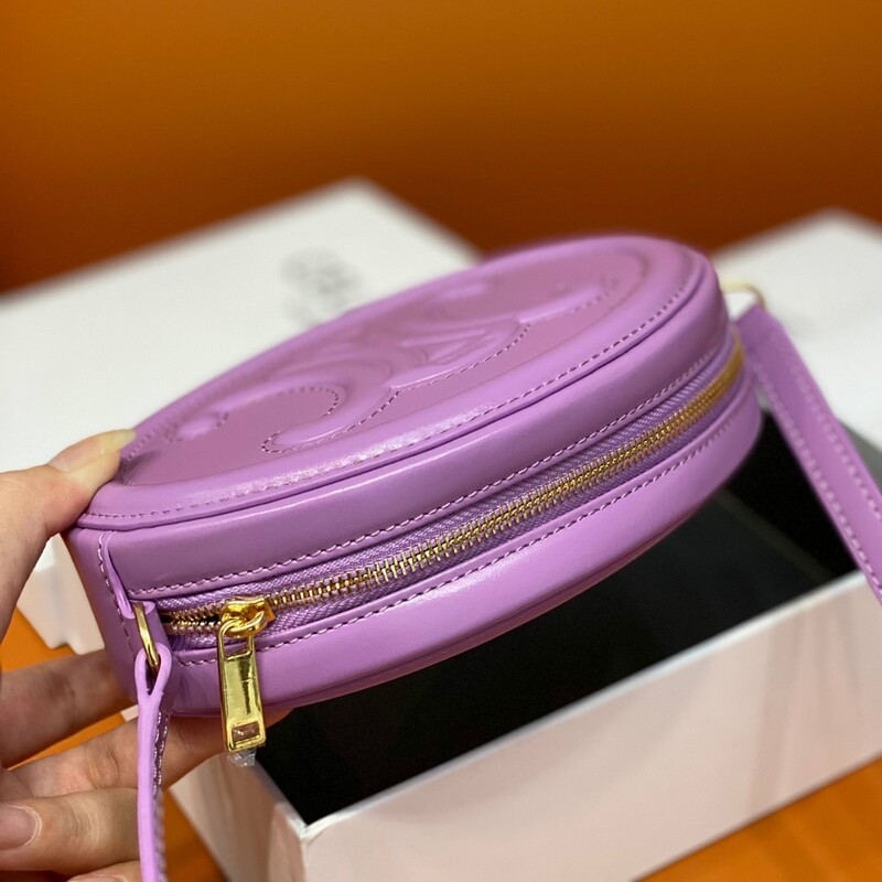 New small round cake super mini cute Fanny pack, girls look superior bag, casual concave shape street photography necessary bag