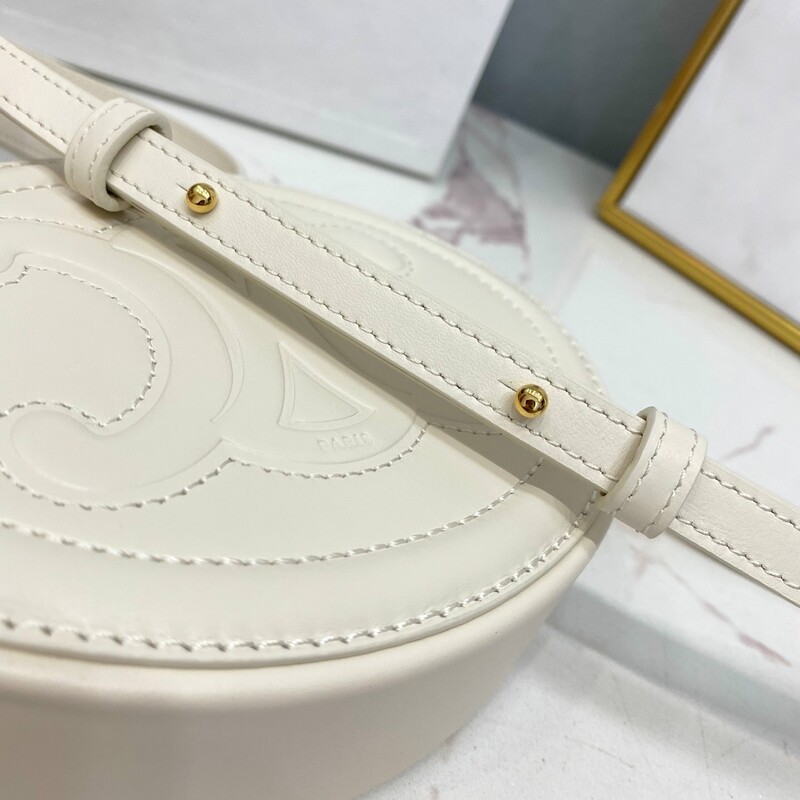 New small round cake super mini cute Fanny pack, girls look superior bag, casual concave shape street photography necessary bag