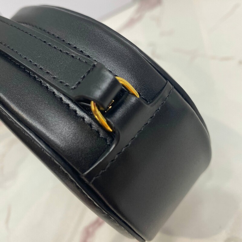 New small round cake super mini cute Fanny pack, girls look superior bag, casual concave shape street photography necessary bag