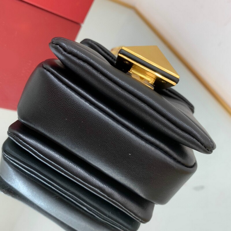Mini size soft suede bag chain small handbag decoration oversized rivets chain bag magnetic buckle open and close soft sheep leather lining backpack