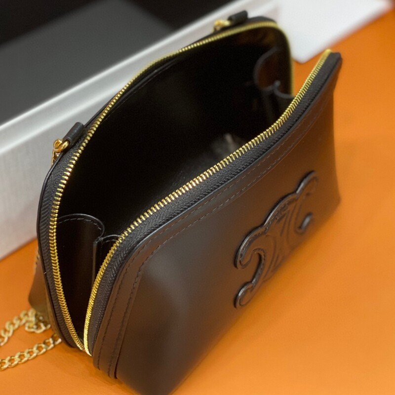 New Women's cross Body and Shoulder New Shell Bag High quality head layer smooth cow leather chain Clutch Zipper lock