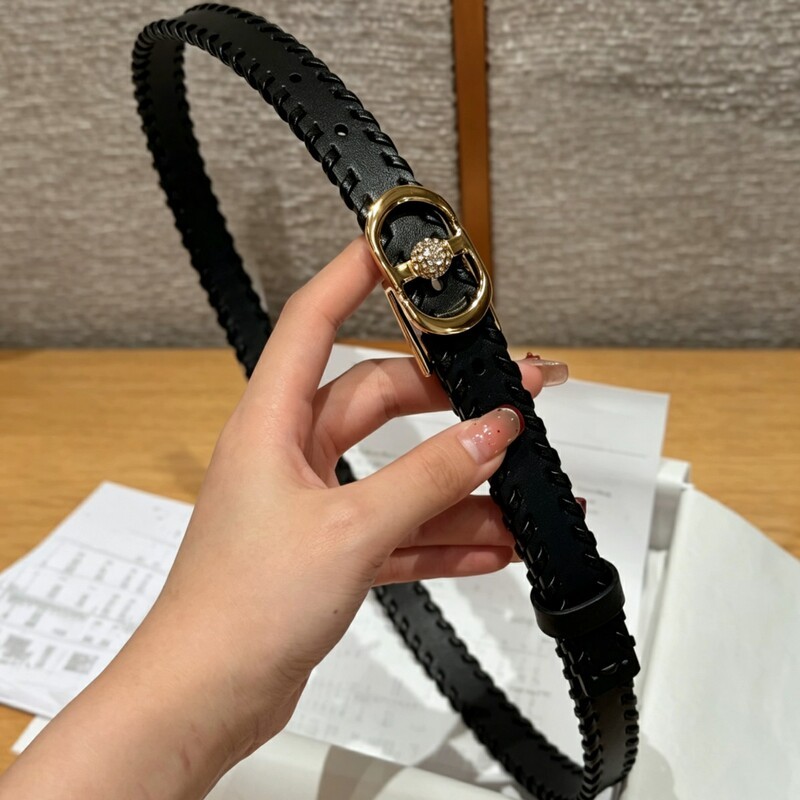 Women's summer belt with 2CM diamond metal buckle, leather belt with woven texture, versatile waistband for short pants
