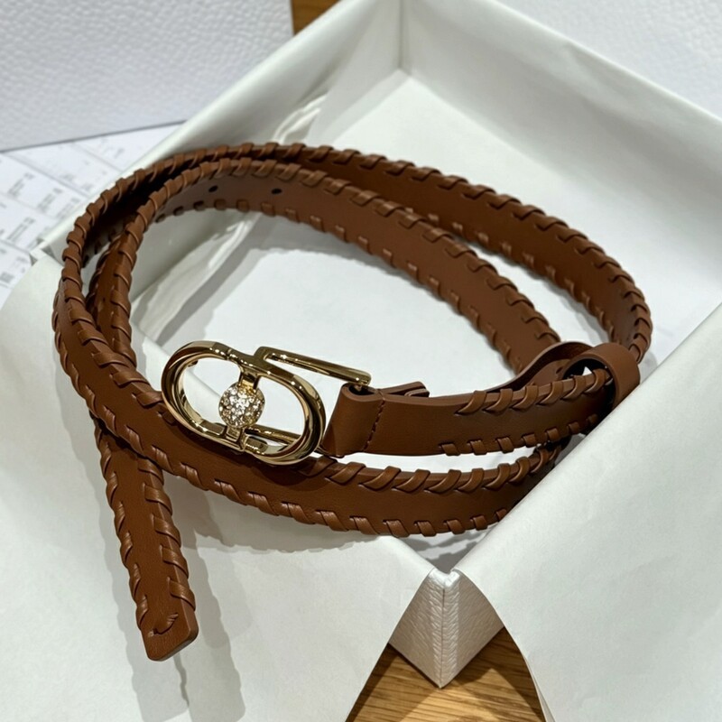Women's summer belt with 2CM diamond metal buckle, leather belt with woven texture, versatile waistband for short pants