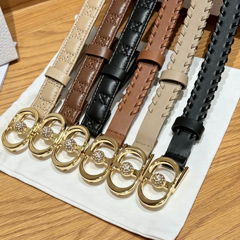 Women's summer belt with 2CM diamond metal buckle, leather belt with woven texture, versatile waistband for short pants