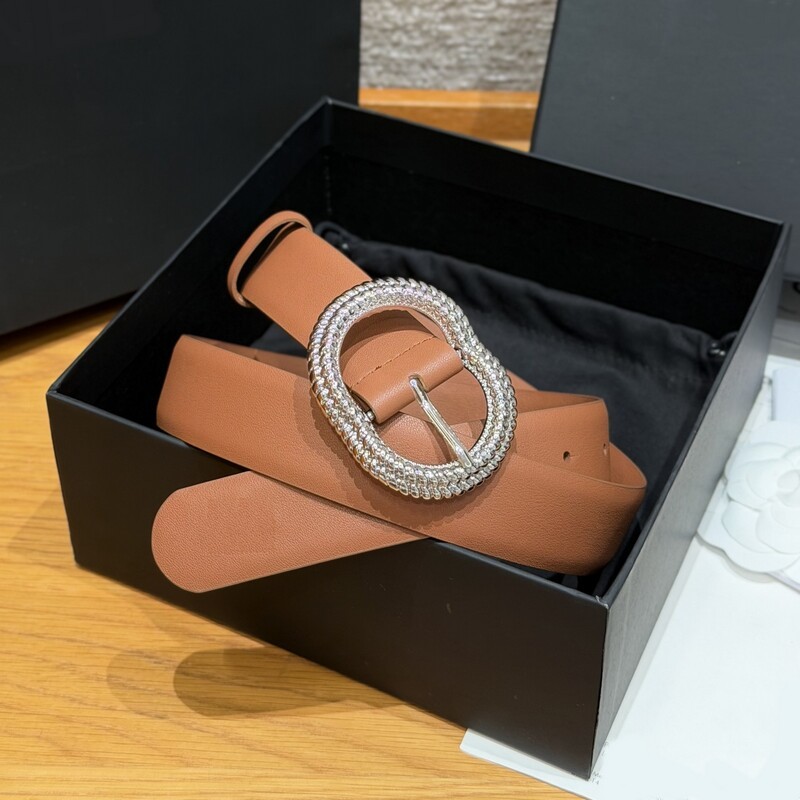 Fashion trend genuine leather belt with brass buckle-style waist accessory for denim 3CM summer shorts, simple and classic leather belt for women