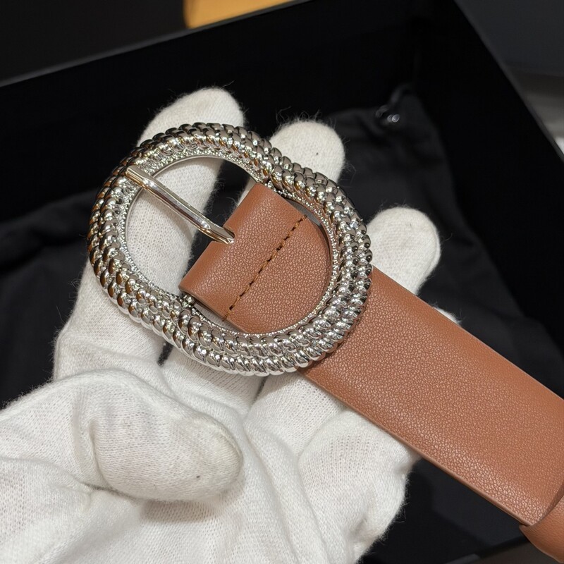 Fashion trend genuine leather belt with brass buckle-style waist accessory for denim 3CM summer shorts, simple and classic leather belt for women