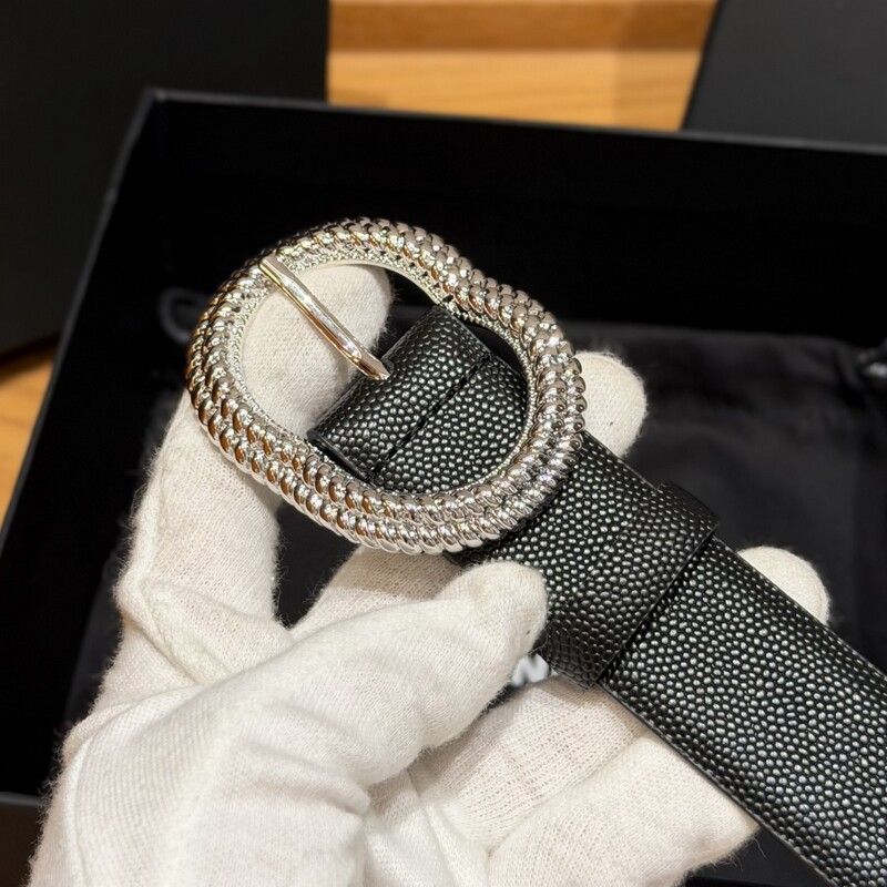 Fashion trend genuine leather belt with brass buckle-style waist accessory for denim 3CM summer shorts, simple and classic leather belt for women