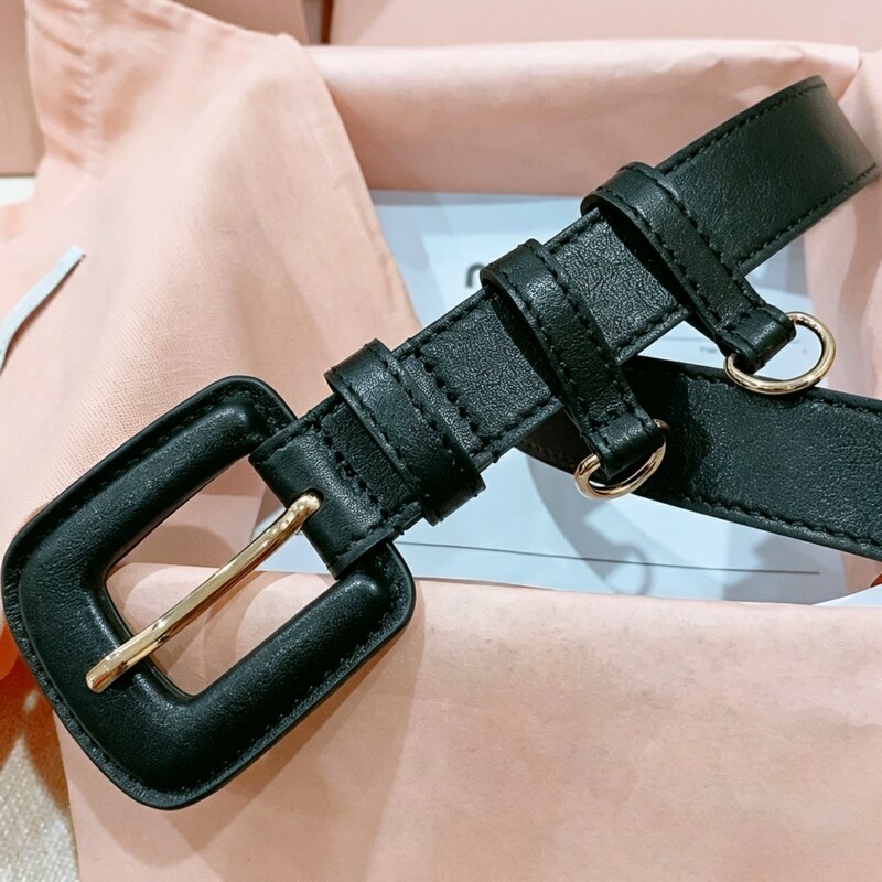 Women's retro-style square-button leather belt, versatile skinny waist belt, denim pants, simple and trendy leather shorts belt