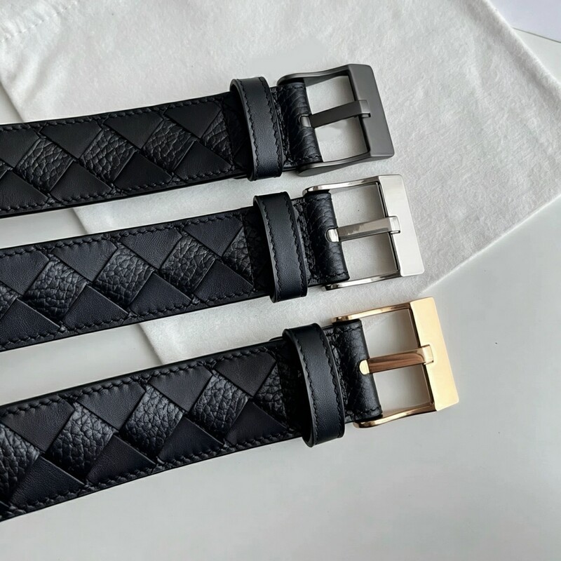 Handmade woven men's genuine leather waist belt with 3.5-inch leather buckle. A casual, fashionable, and versatile belt suitable for both business and casual wear