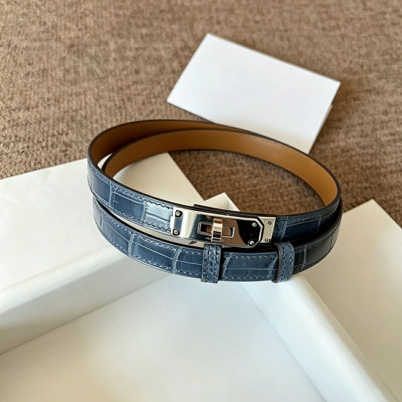 Crocodile skin stretchable female waistband, stretchable Kelly women's dress waistband, fine version with decorative band when tightening.