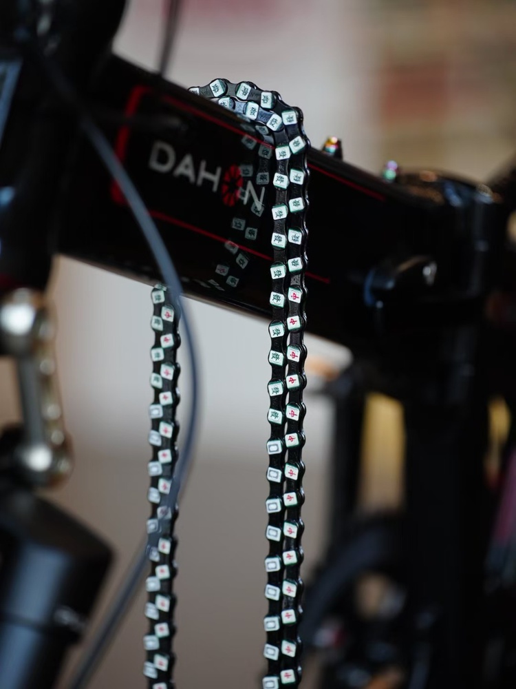 YBN Bicycle Chain 11/12 Speed Mahjong Pattern Bike Chain Compatible with Shimano SRAM MTB Road Gravel, Silver Black