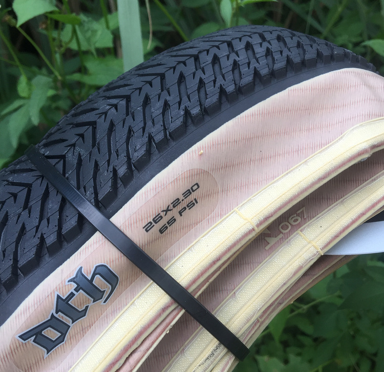 MAXXIS DTH Folding BMX and Street Tire
