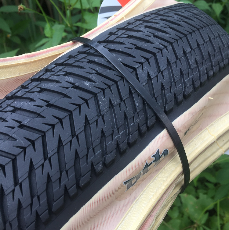 MAXXIS DTH Folding BMX and Street Tire