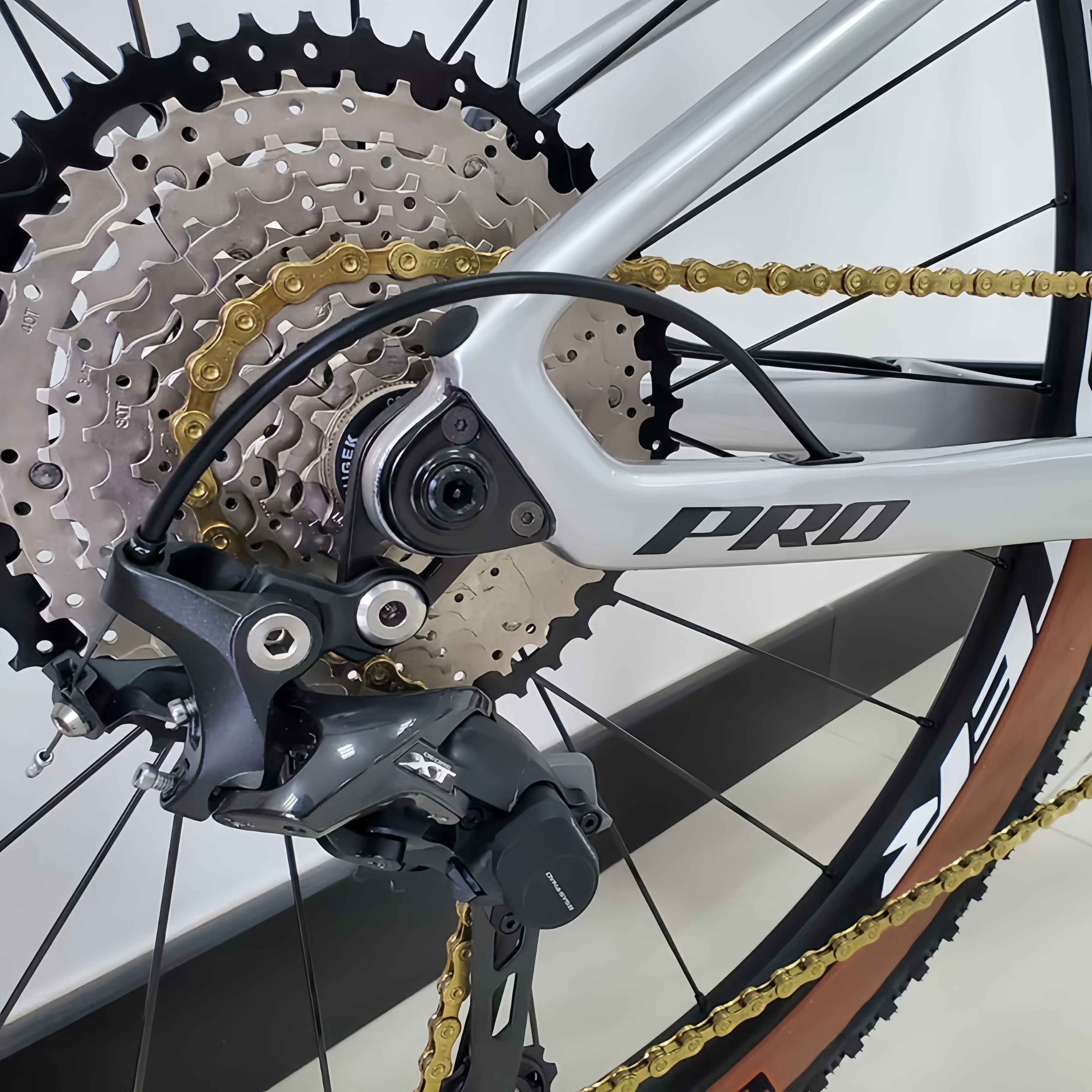 YBN Bike Chain 6/7/8/9/10/11/12-speed SLA Bicycle Chain for Shimano for SRAM MTB Road Gravel Silver Black Gold Oil Slick