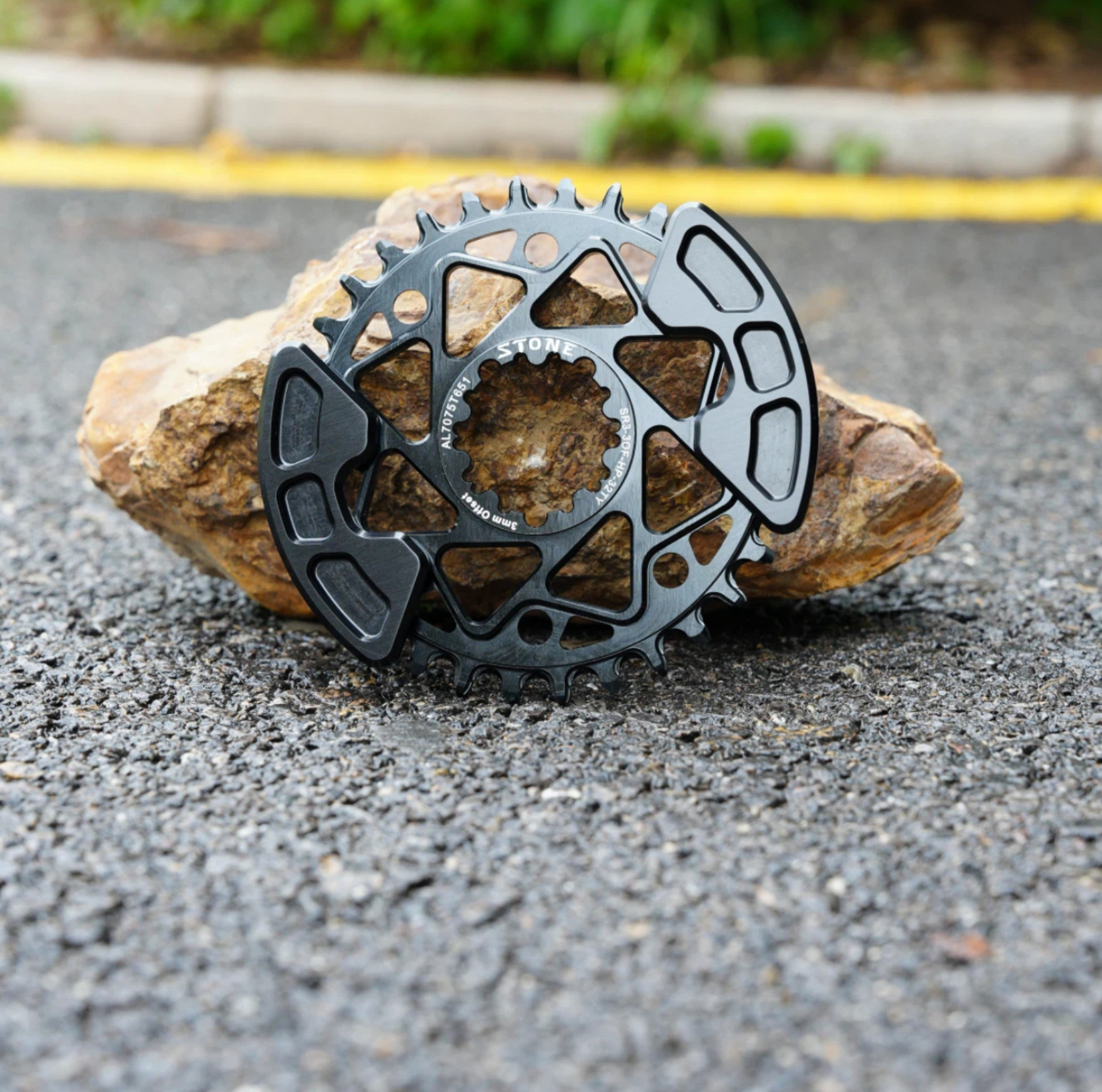 STONE Direct Mount MTB Chainring for SRAM GXP 3-bolt Cranks, 3mm Offset, SR3-3OF-HP with Optional Bash Guard