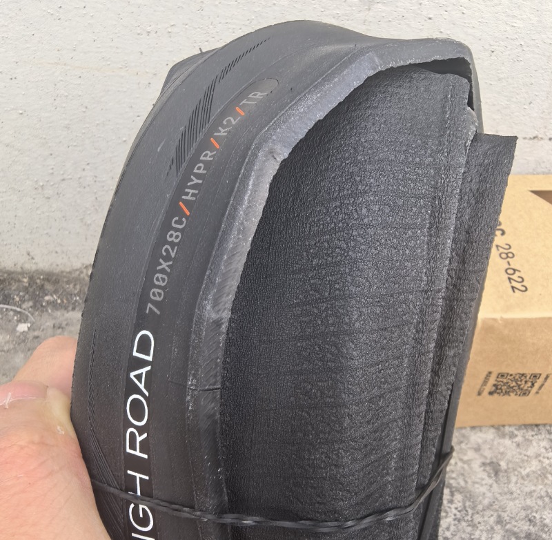MAXXIS High Road and High Road SL Folding Road Tires, 700 x 25C, 28C, 30C and 32C - detail 61