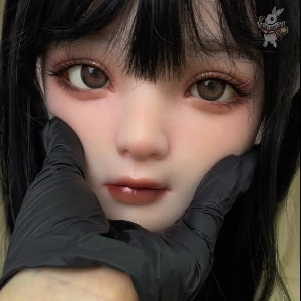 即納品 ホワイトラビットTE3　職人メイク 口可動 軟質シリコンヘッド ウィッグタイプ 単品　138CM～148CM