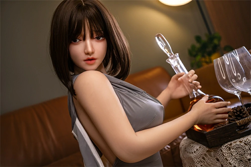 ラブドール, ダッチワイフ, 等身大ドール, 職人メイク