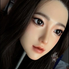 掲載写真と同じブラックカラーウィッグ