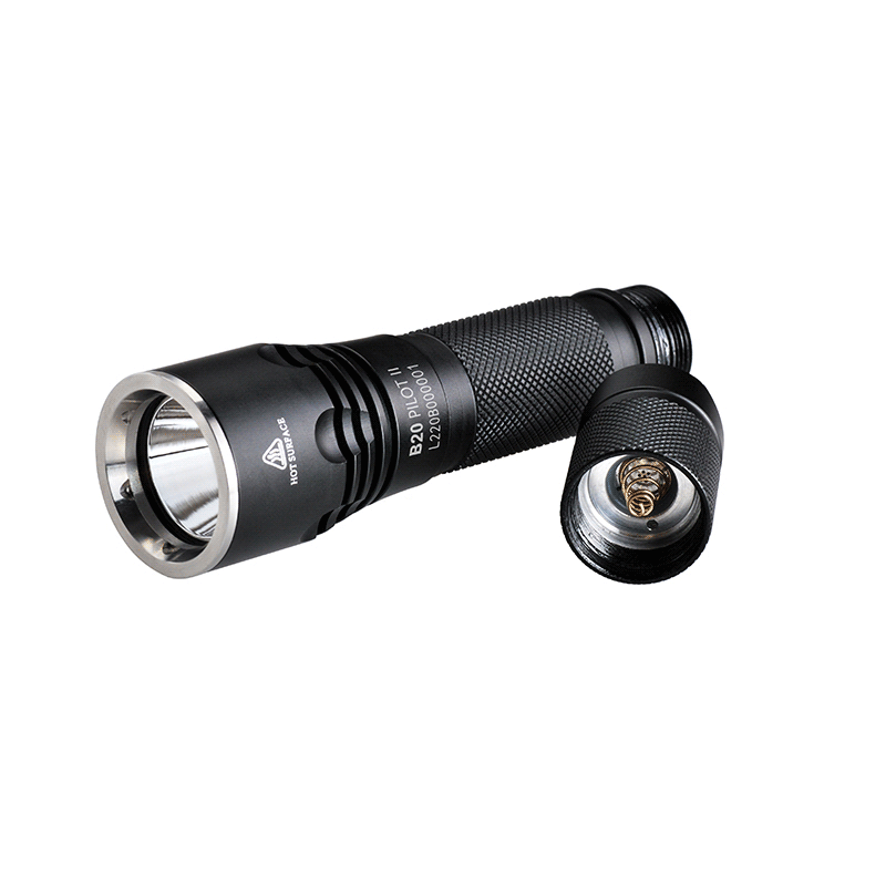 XTAR B20 1100 Lumens Sports Flashlight (Full Set)