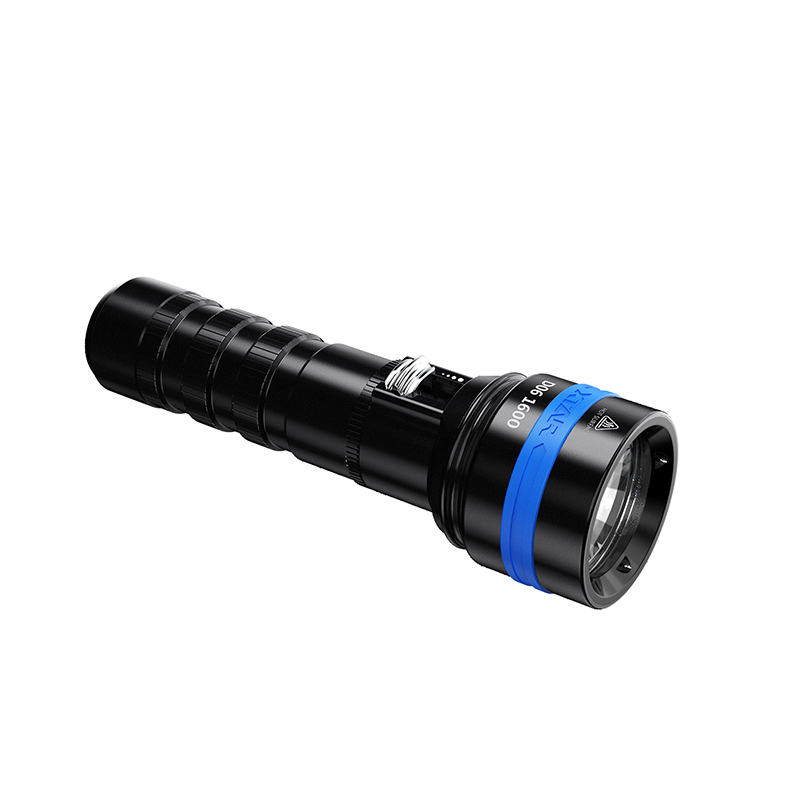 XTAR D06 1600 best led diving flashlight for scuba dive