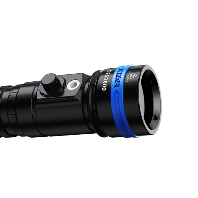 XTAR D26 1600lm Diving Flashlight