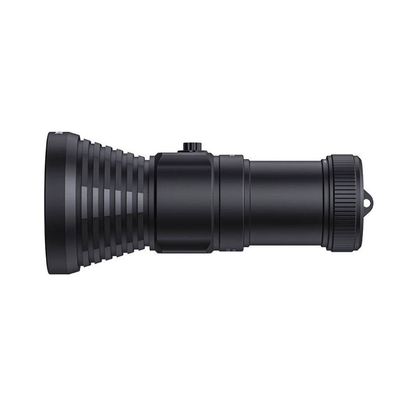 XTAR D28 3600: Narrow beam Diving Flashlight