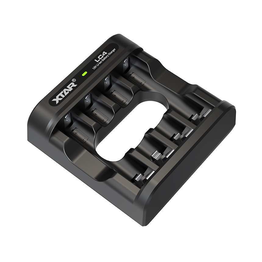 XTAR LC4 charger for 1.5V lithium battery with indicator