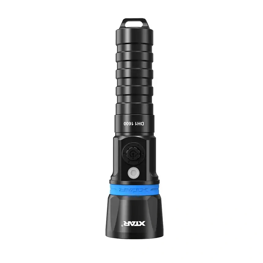 XTAR DS1 Spearfishing Flashlight 1000 lumens