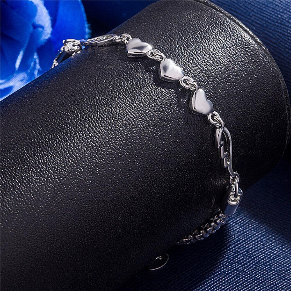 Factory direct fashion 925 Stamp Silver color Bracelet for woman elegant heart Love chain Luxury jewelry Wedding party lady gift