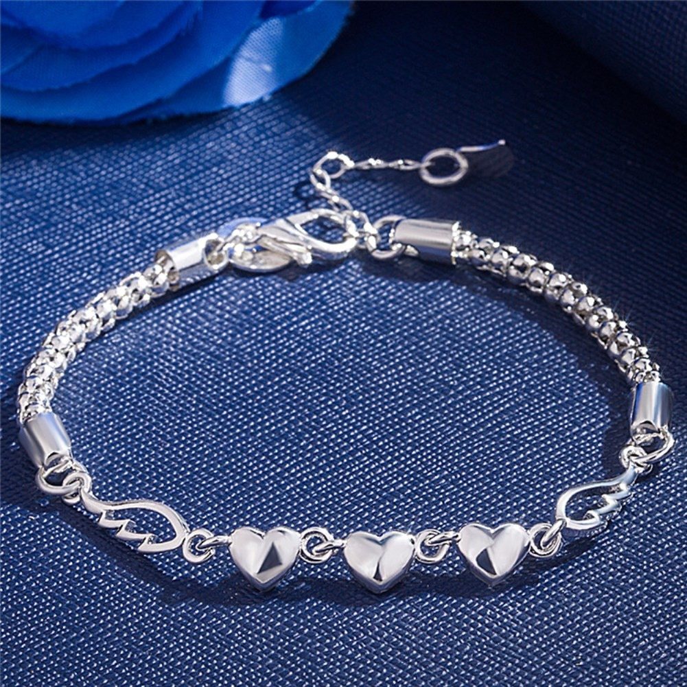 Factory direct fashion 925 Stamp Silver color Bracelet for woman elegant heart Love chain Luxury jewelry Wedding party lady gift