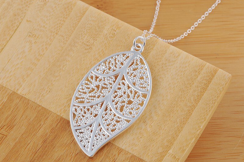 Hot charm 925 Stamp Silver color Leaf pattern Pendant Necklace For Women 18 inches gift top quality party wedding Jewelry