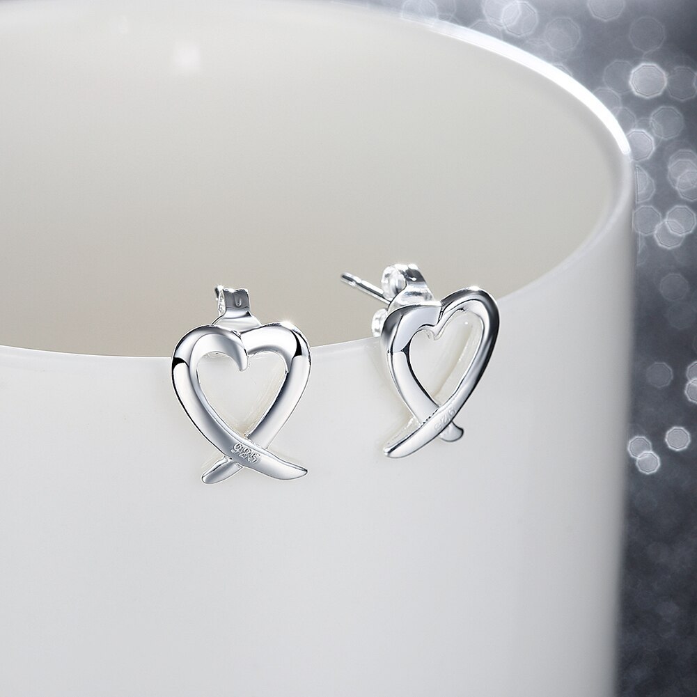 Factory direct charm 925 Stamp Silver color Earring for women Fashion Creative heart Earrings stud Birthday Gifts classicJewelry