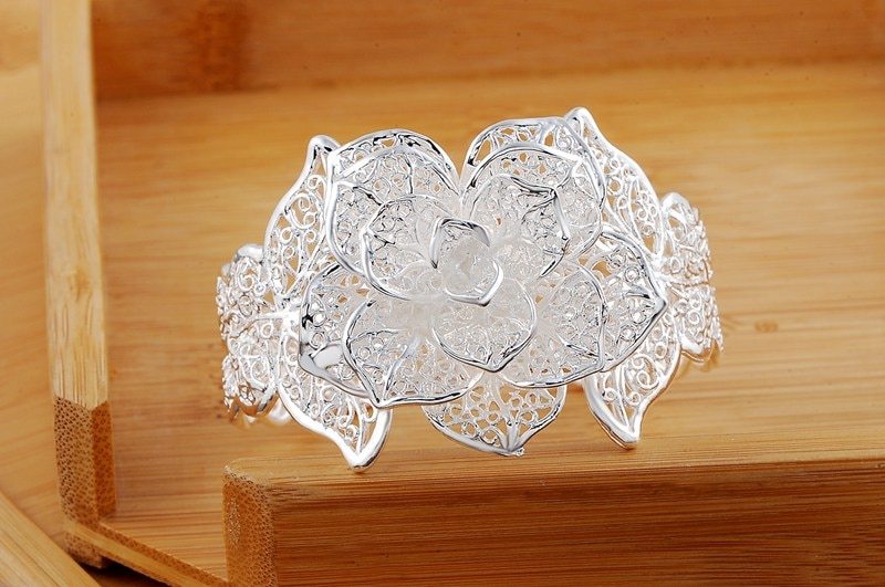 925 Stamped Silver color fine big flower wide bangle Bracelets for Women adjustable Jewelry Fashion wedding Party Holiday gift