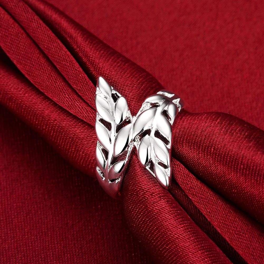 Factory direct high quality Jewelry Pastoral 925 Silver Rings For Women adjustable Fashion elegant Wedding Party student gifts