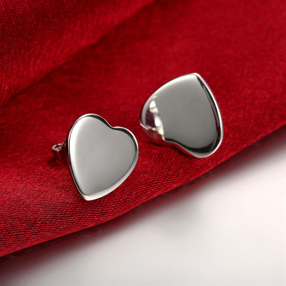 Special offer Hot sale Jewelry 925 Stamp Silver color Earring Fashion Woman Exquisite heart Ear studs Wedding party lady Gifts